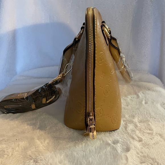 Nwt Ellen Tracy purse 👜 color tan - Picture 3 of 11